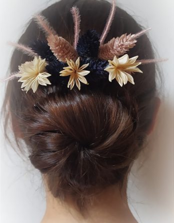 Barrette à cheveux rose et bleue