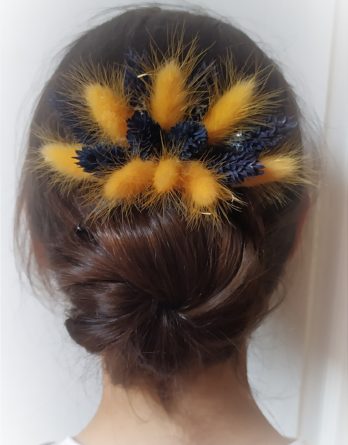 Barrette à cheveux orange et bleue